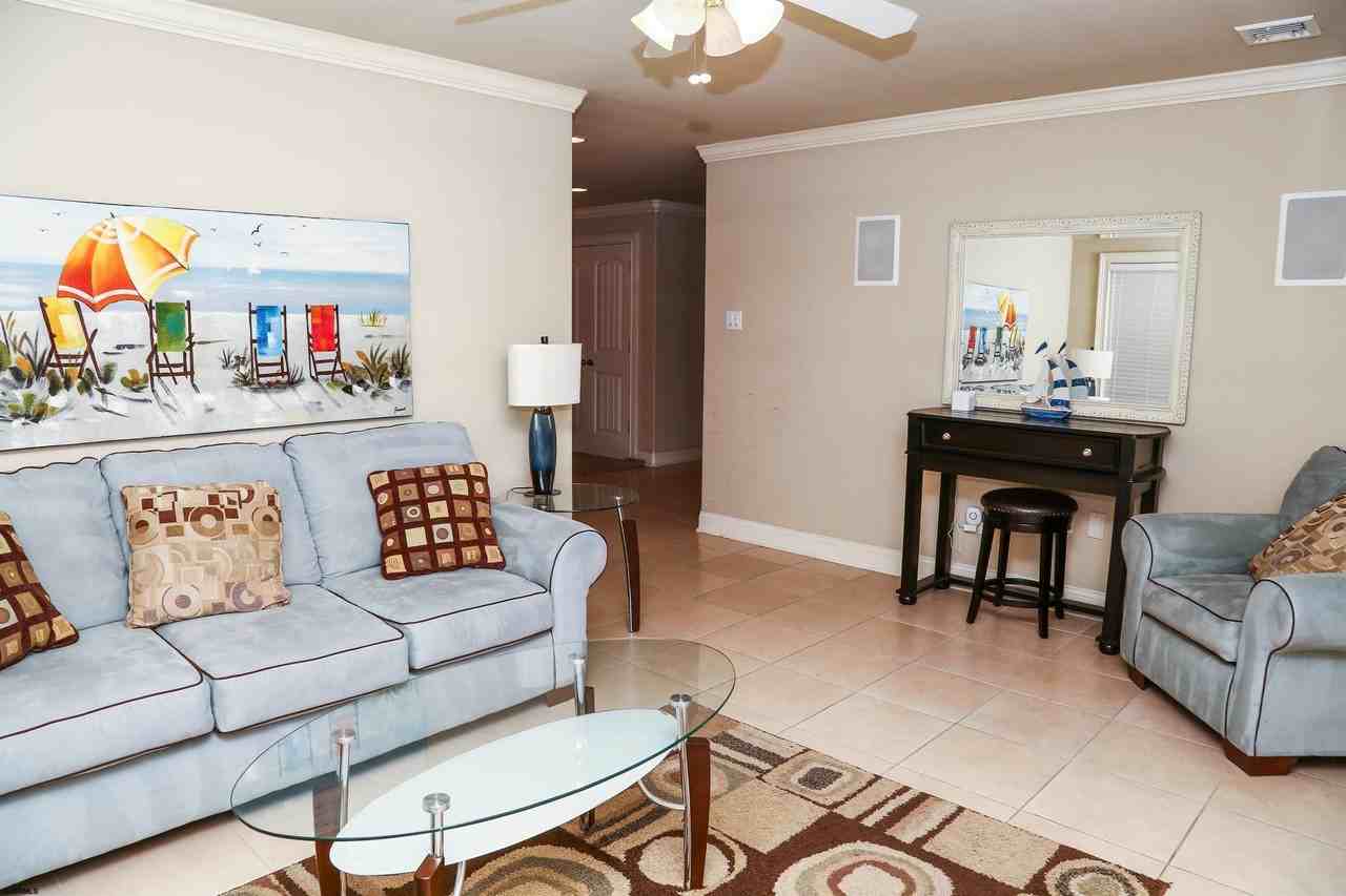 339 13th St S - Photo 6 of 50