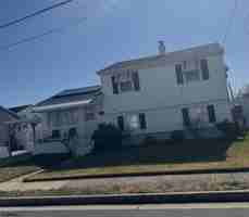 featured image of 512 N Somerset Ave