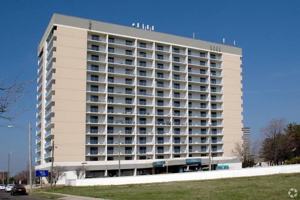 featured image of 655 Absecon Blvd #517