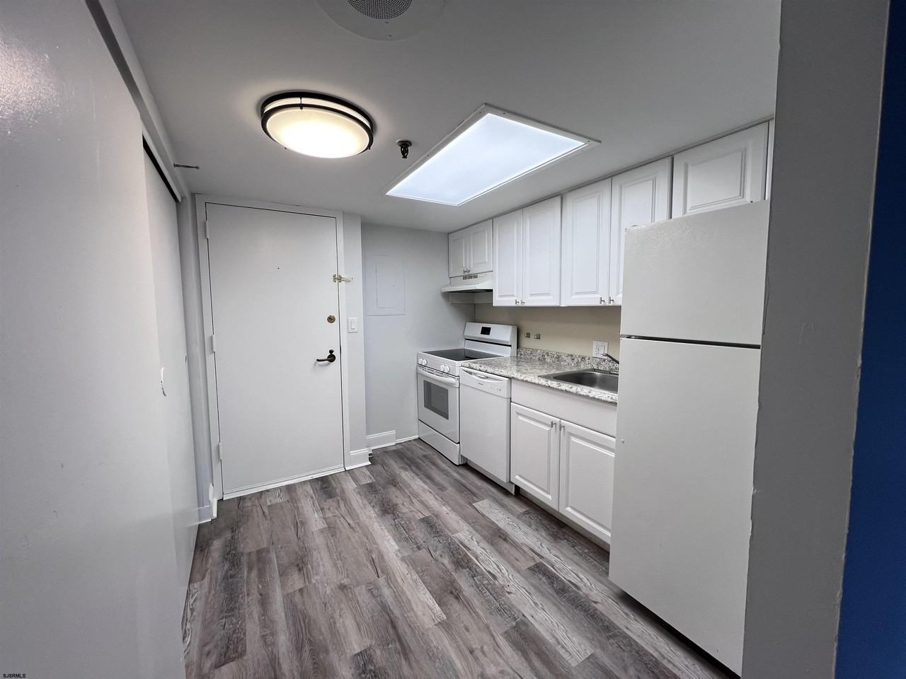 655 Absecon Blvd #517 - Photo 2 of 18