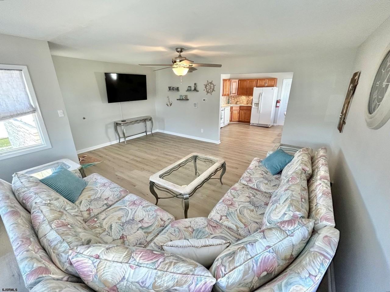 302 Sheridan Pl - Photo 4 of 16