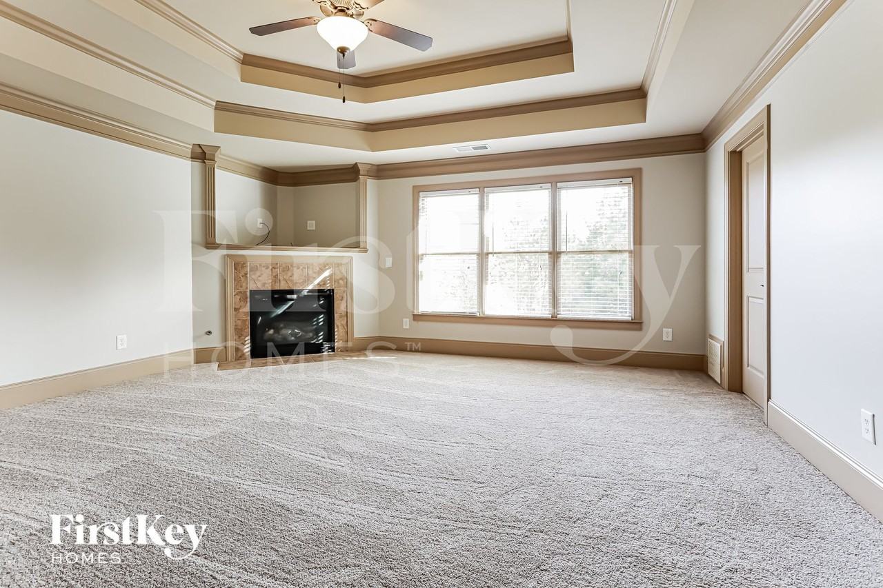 94 Silvertop Dr - Photo 6 of 15