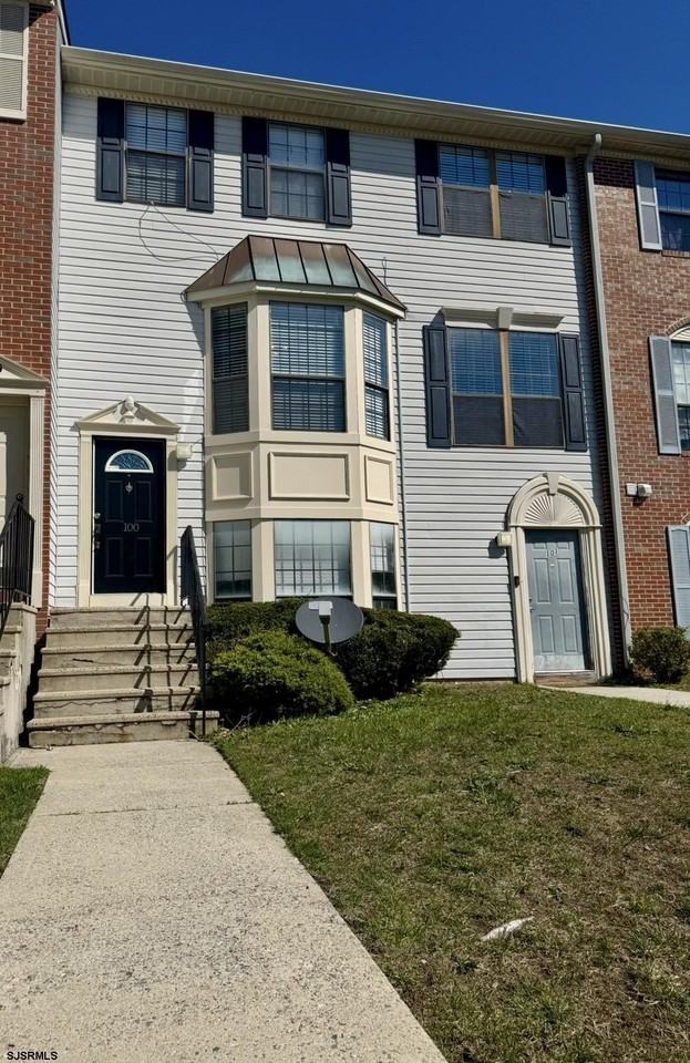 100 Colonial Ct #100
