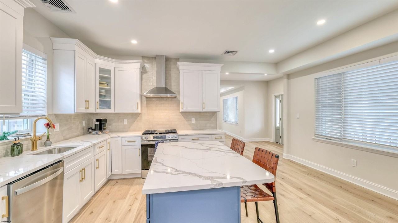 129 N New Haven Ave #FL2 - Photo 5 of 21