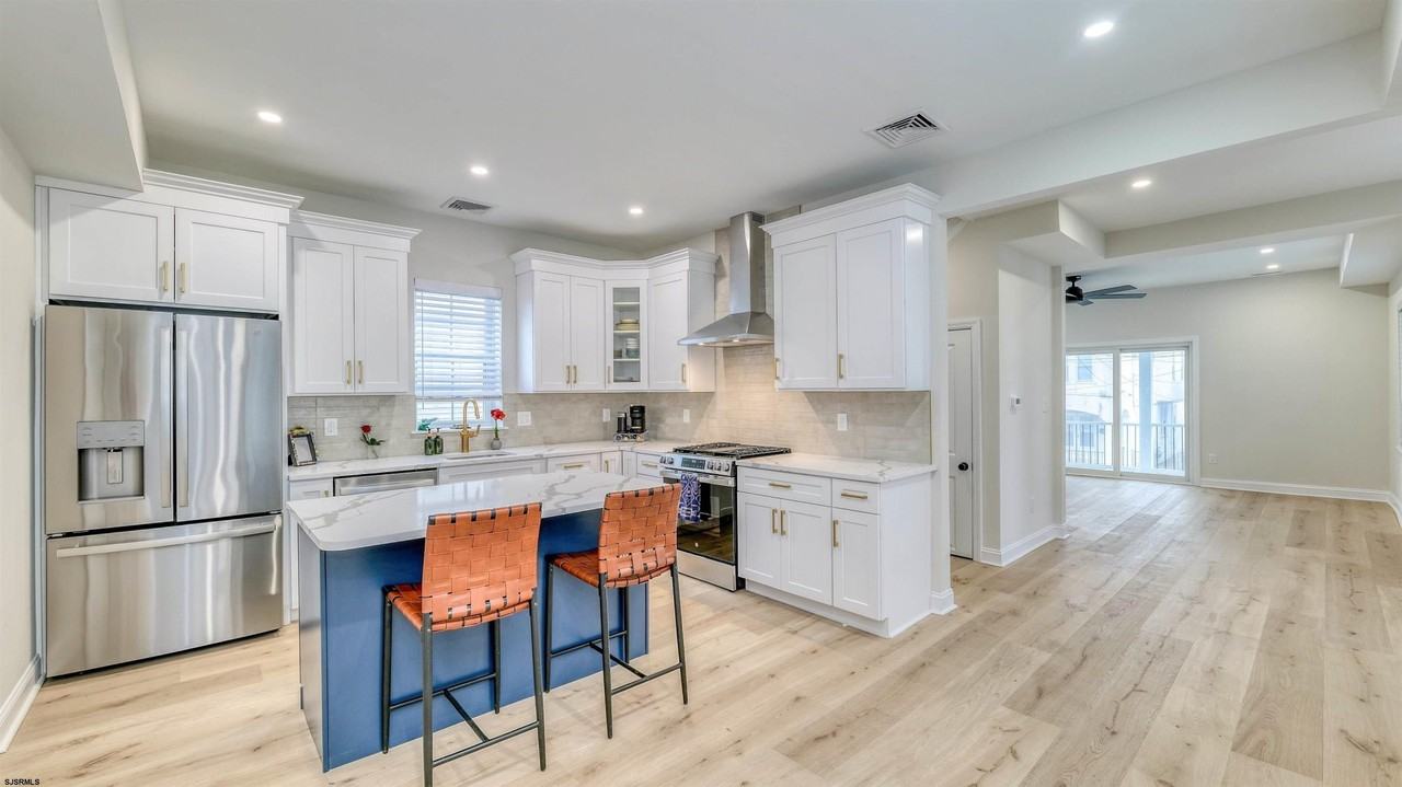 129 N New Haven Ave #FL2 - Photo 7 of 21