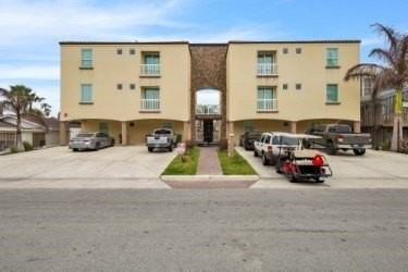 126 E Swordfish St #4 - Photo 2 of 6