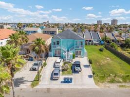 featured image of 110 E Retama St #1