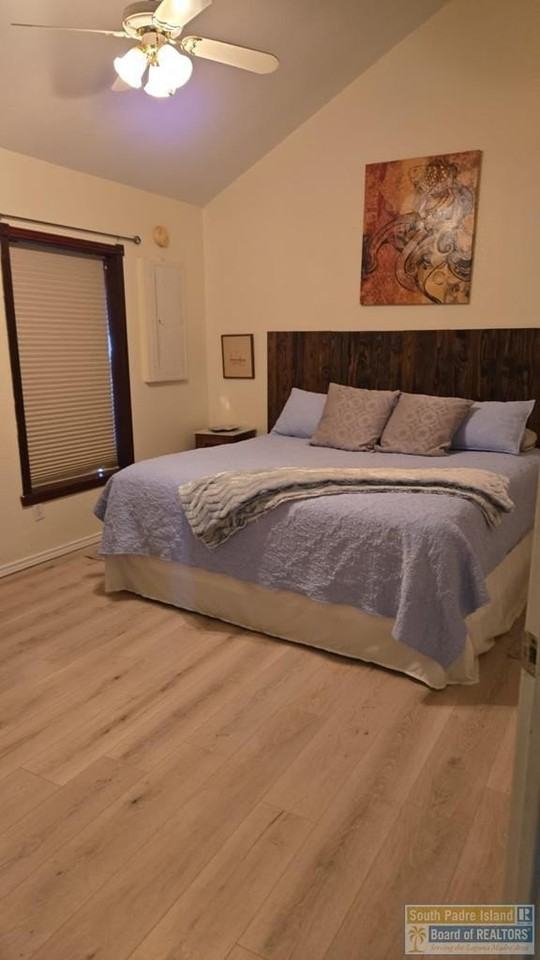 906 W Polk St #B - Photo 3 of 8