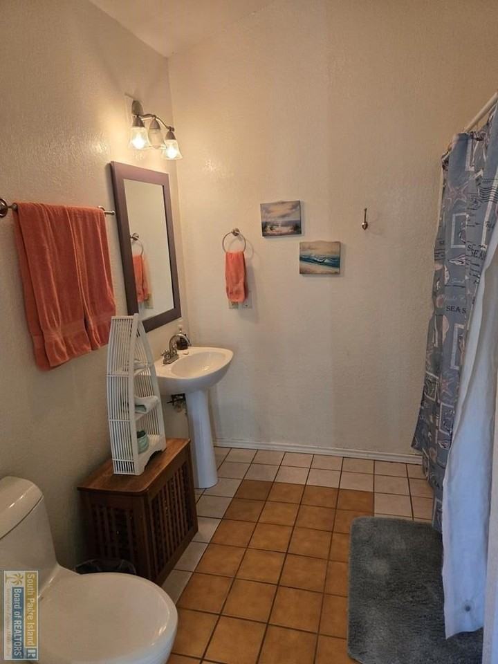 906 W Polk St #B - Photo 4 of 8