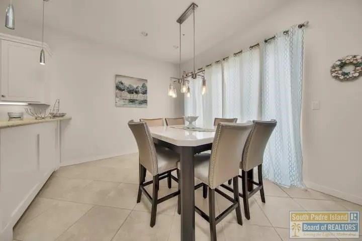 2700 Gulf Blvd #104 - Photo 3 of 10