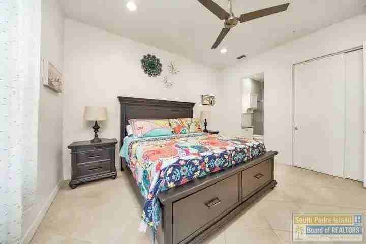 2700 Gulf Blvd #104 - Photo 7 of 10