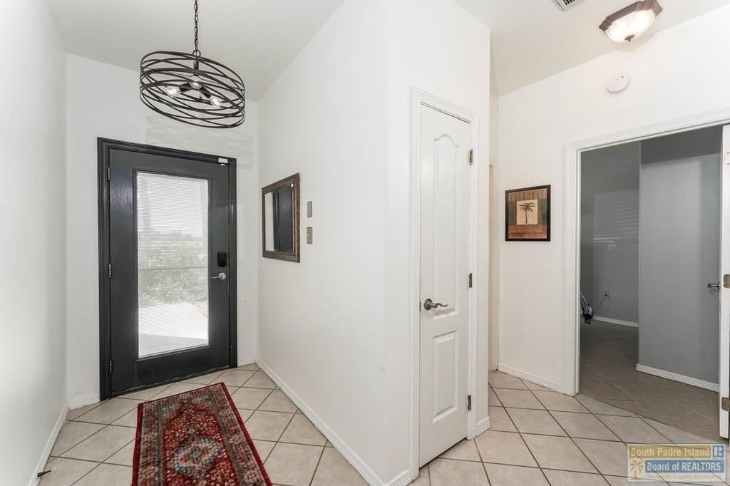 1 Torrey Pines Rd - Photo 3 of 48