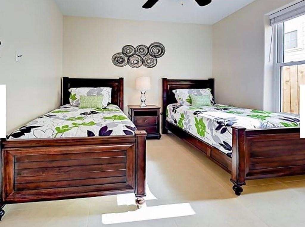 110 E Amberjack St #1 - Photo 7 of 9