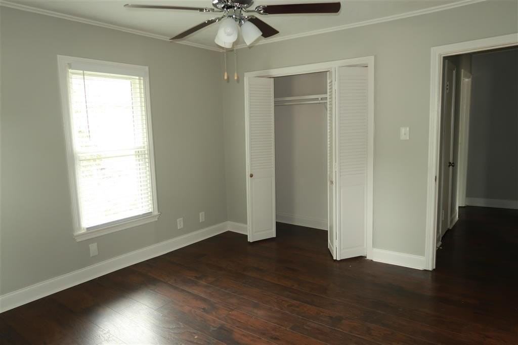 1917 4th St - Photo 7 of 16