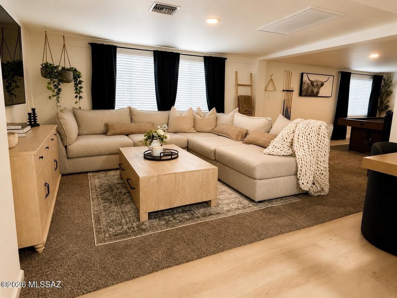 12611 N Hendricks Dr - Photo 4 of 14