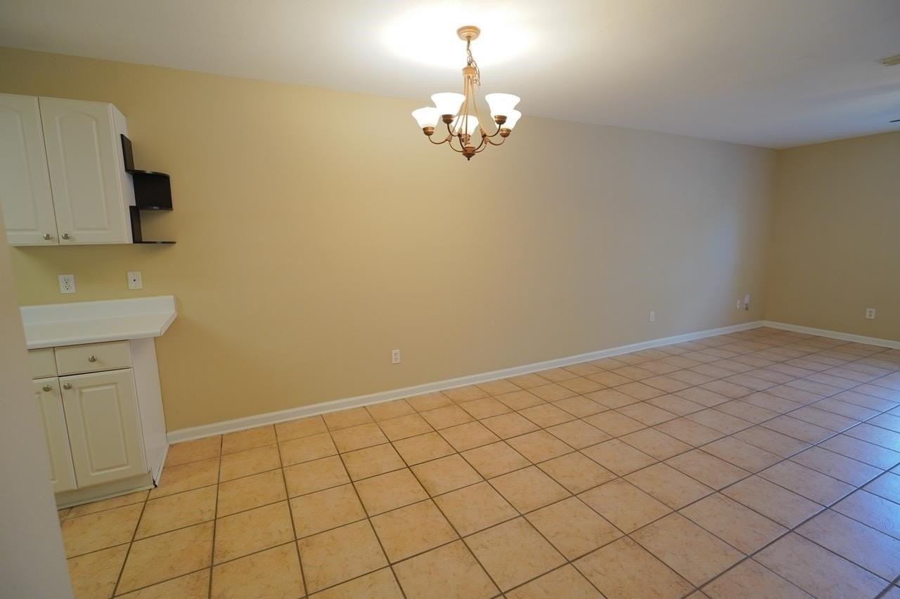 847 W Georgia St #2 - Photo 4 of 35