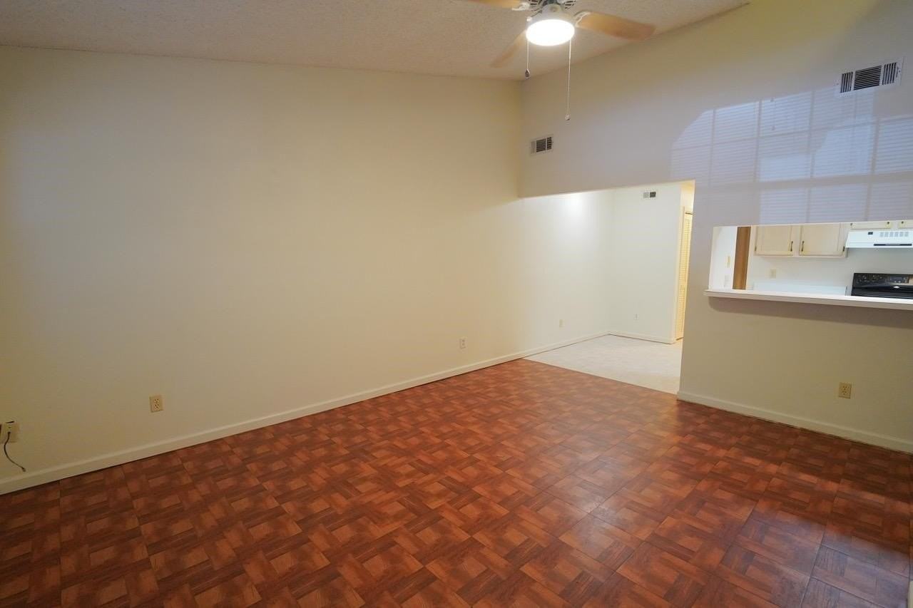 2335 Parrot Ln - Photo 2 of 22