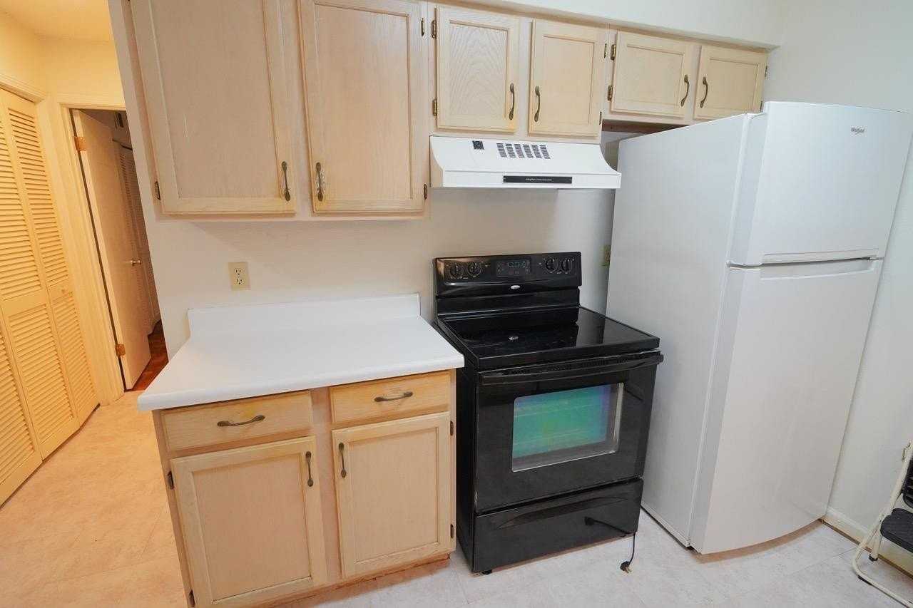 2335 Parrot Ln - Photo 7 of 22