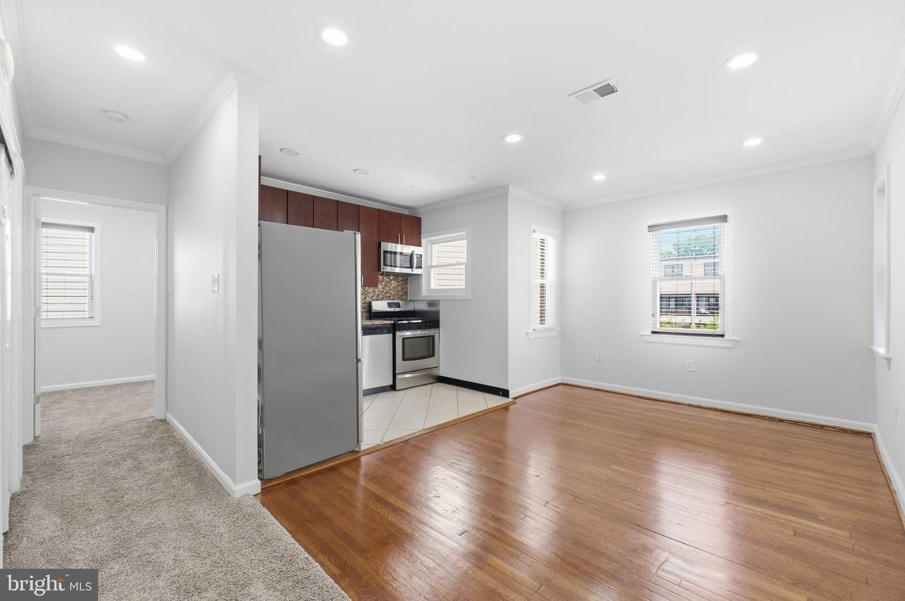 2712 6th St Ne - Photo 7 of 24