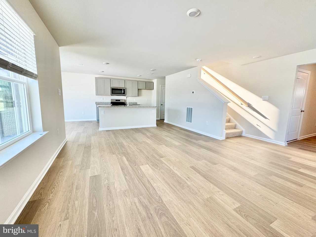 180 AVERY Drive - Photo 5 of 23