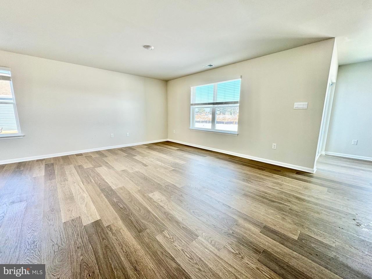 180 AVERY Drive - Photo 6 of 23