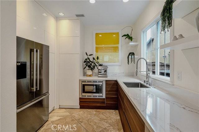 74 Summerland Cir - Photo 4 of 8