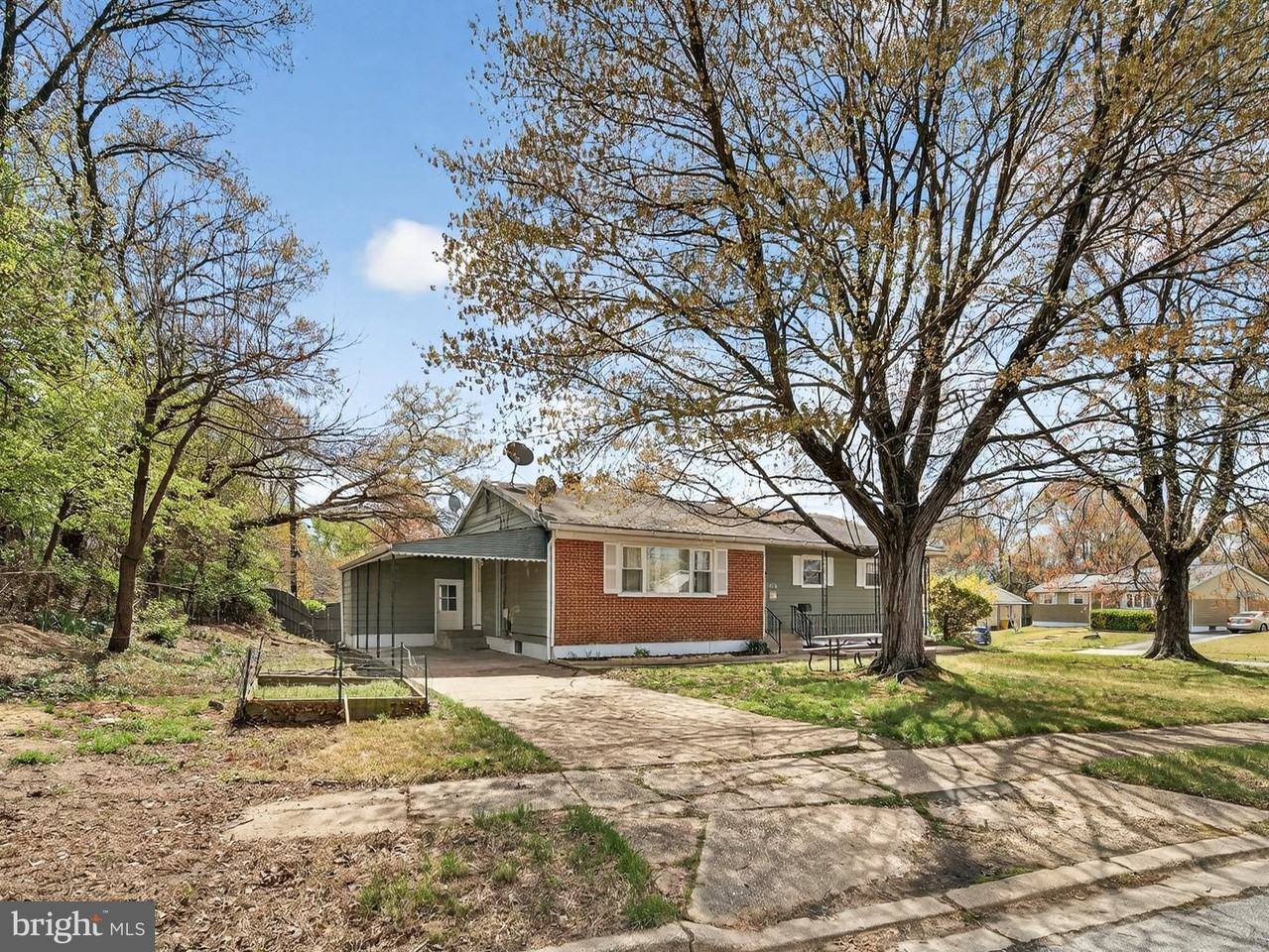 3397 Fountain Grn S - Photo 2 of 43