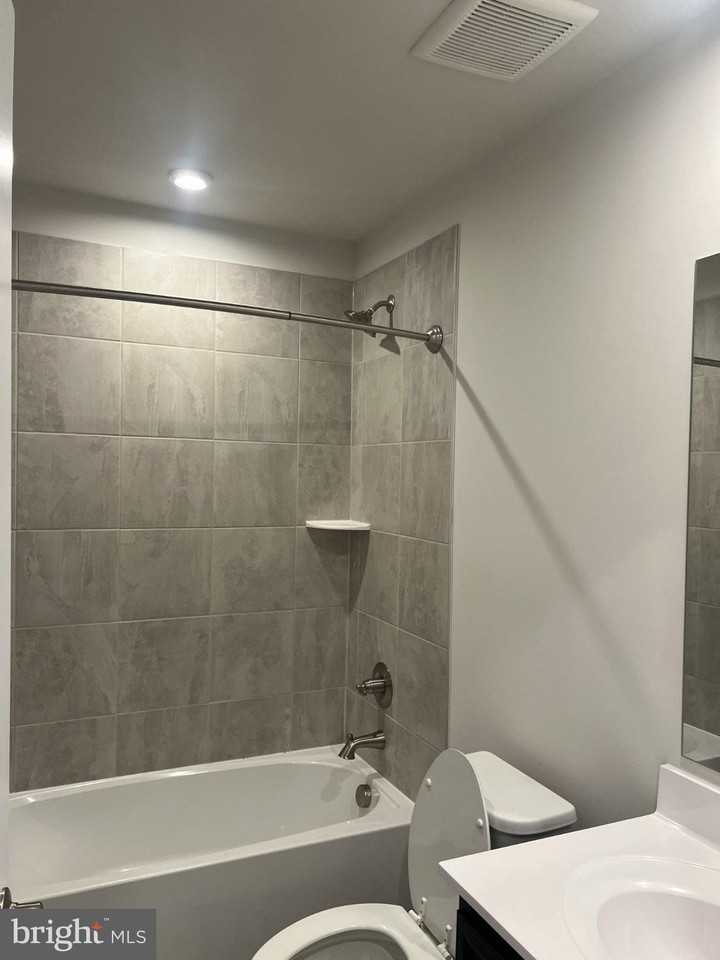 8058 Big Roundtop Rd - Photo 7 of 24