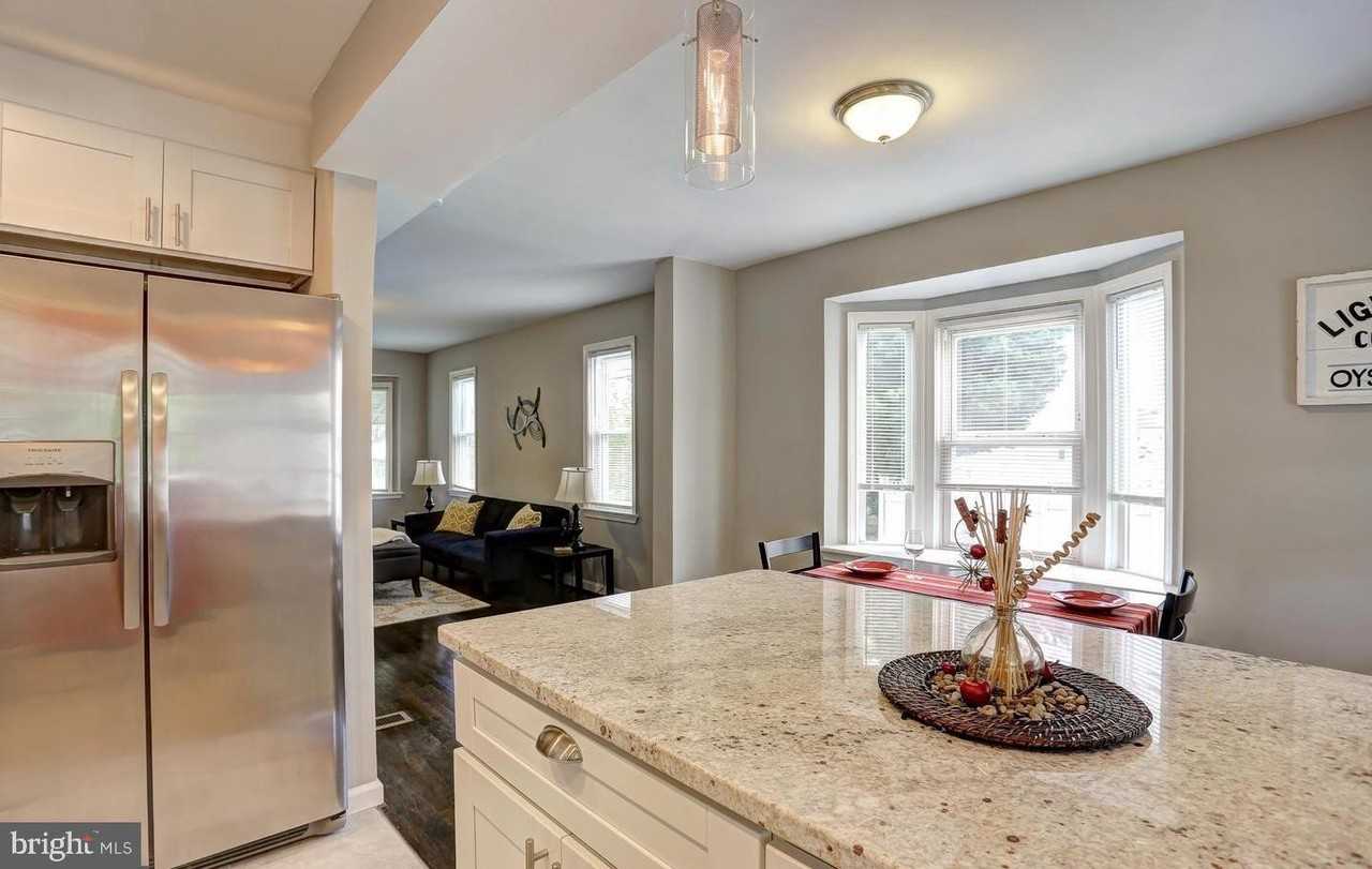 1115 N Marlyn Ave - Photo 2 of 21