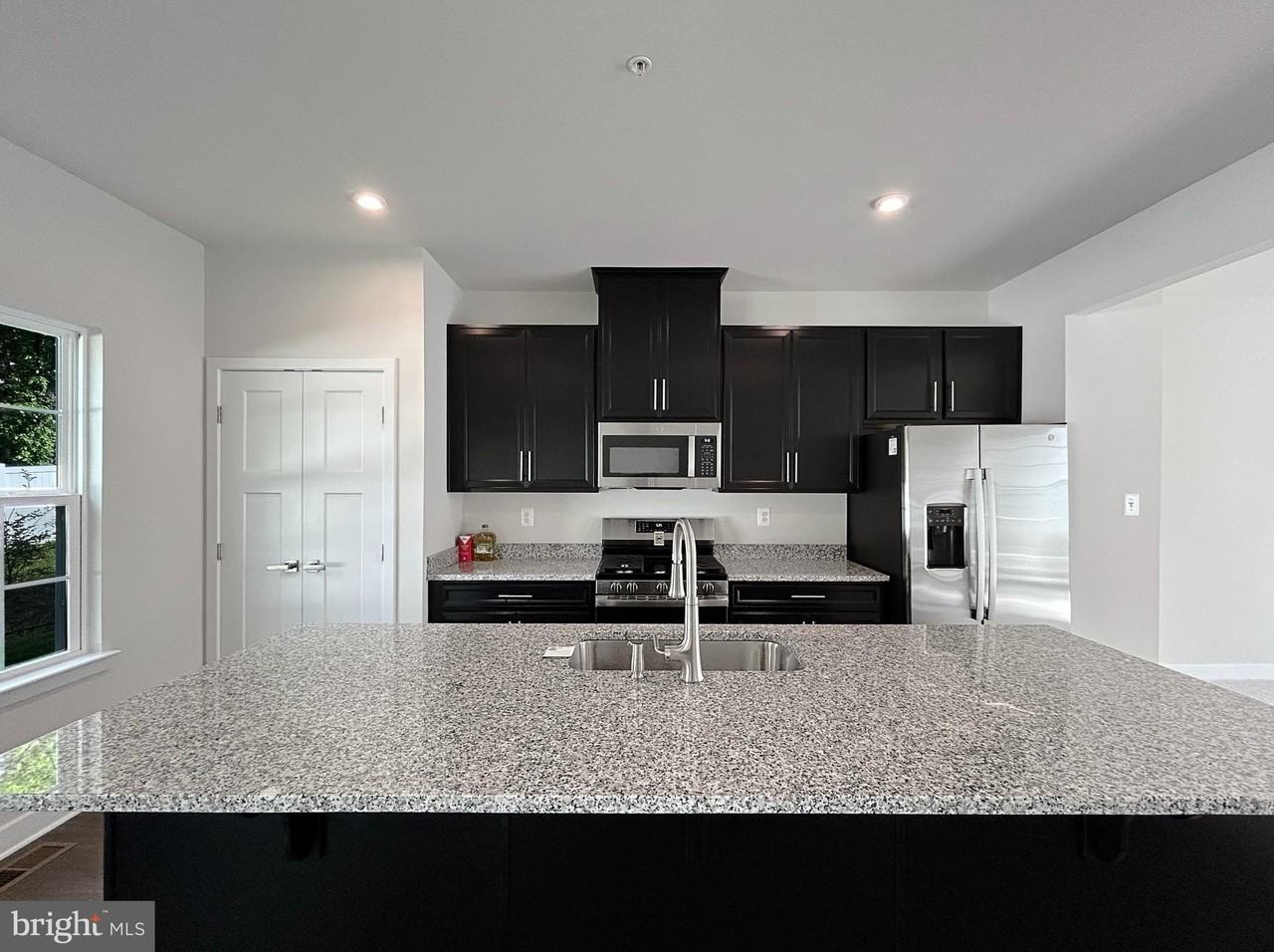 338 Paca Gardens Ln - Photo 2 of 20