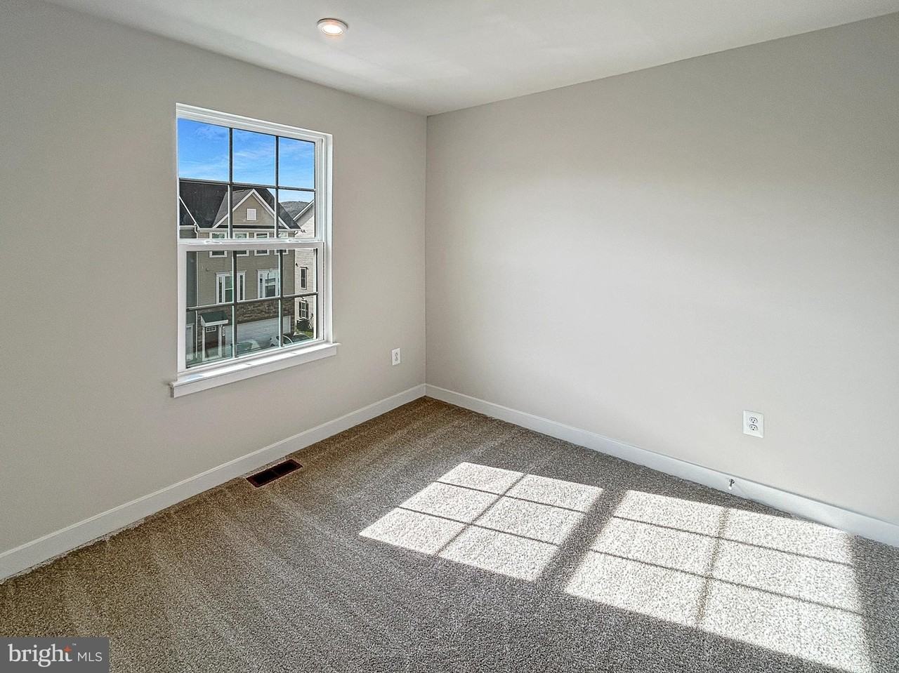 338 Paca Gardens Ln - Photo 6 of 20