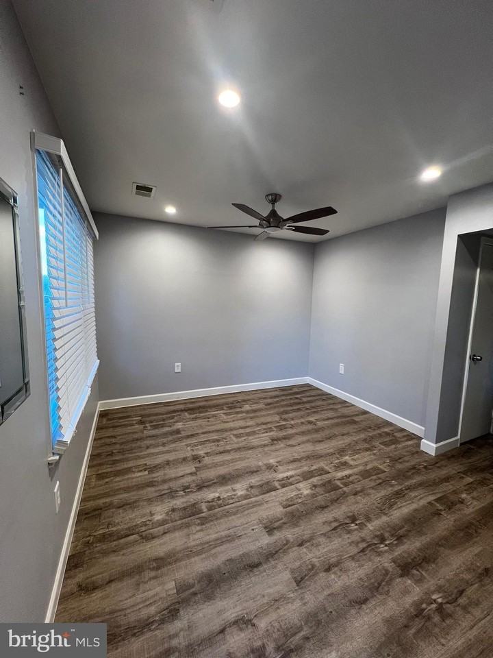 195 Stonegate Dr - Photo 6 of 38