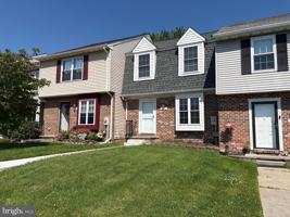 featured image of 2814 Meredith Ct