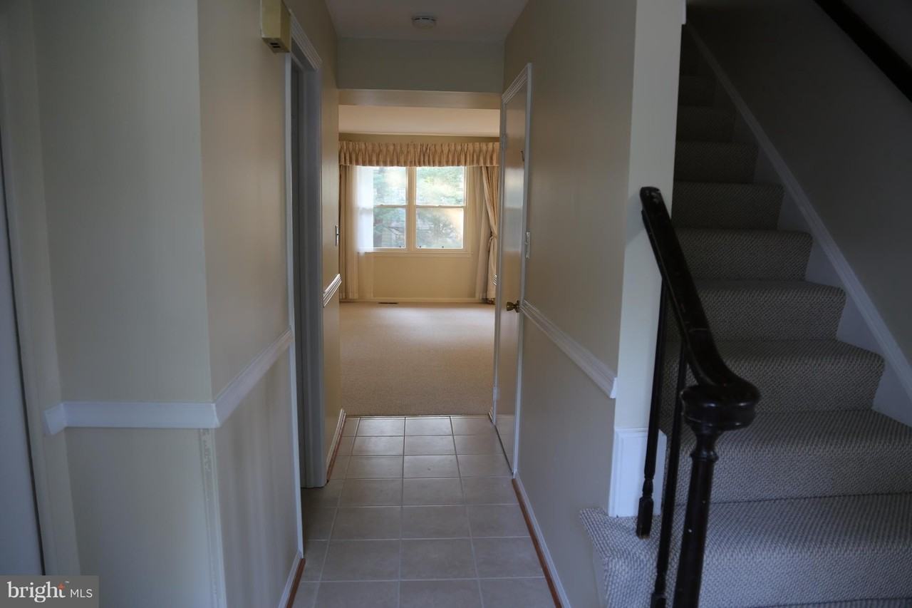 14 Wade Ct - Photo 2 of 15