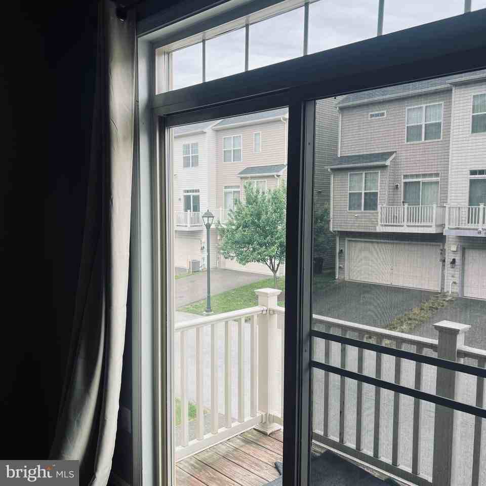 9026 Ruby Lockhart Blvd - Photo 3 of 11