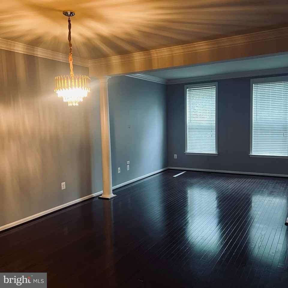 9026 Ruby Lockhart Blvd - Photo 4 of 11