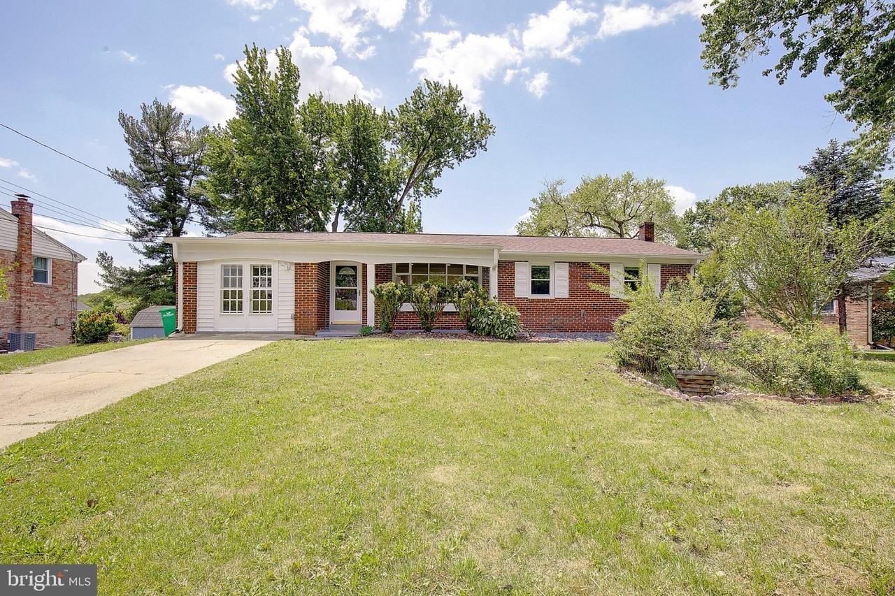 6417 Kaine Dr - Photo 2 of 50