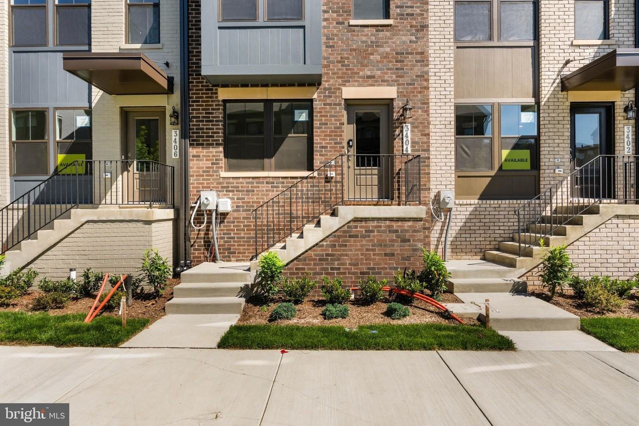 3404 Chester Aly - Photo 2 of 40