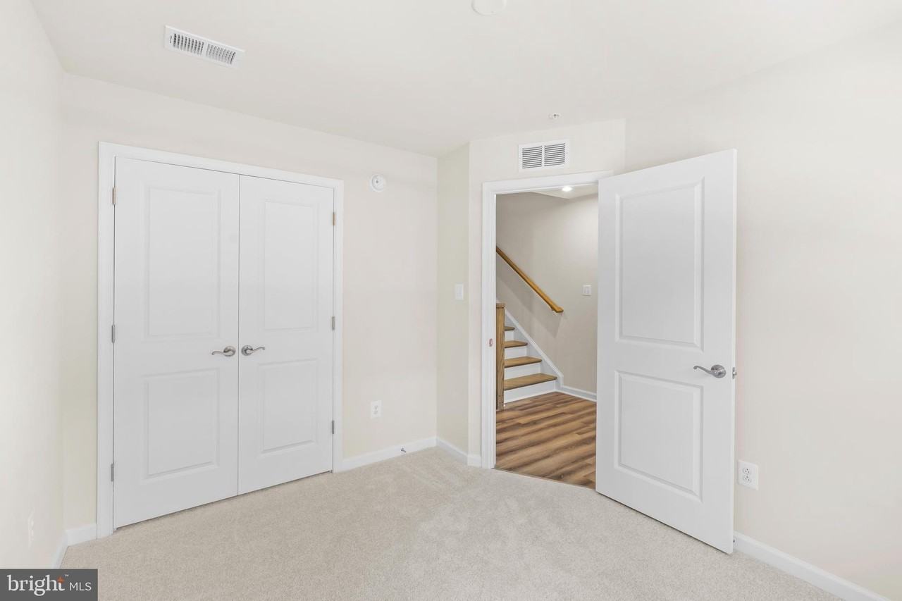 3404 Chester Aly - Photo 6 of 40