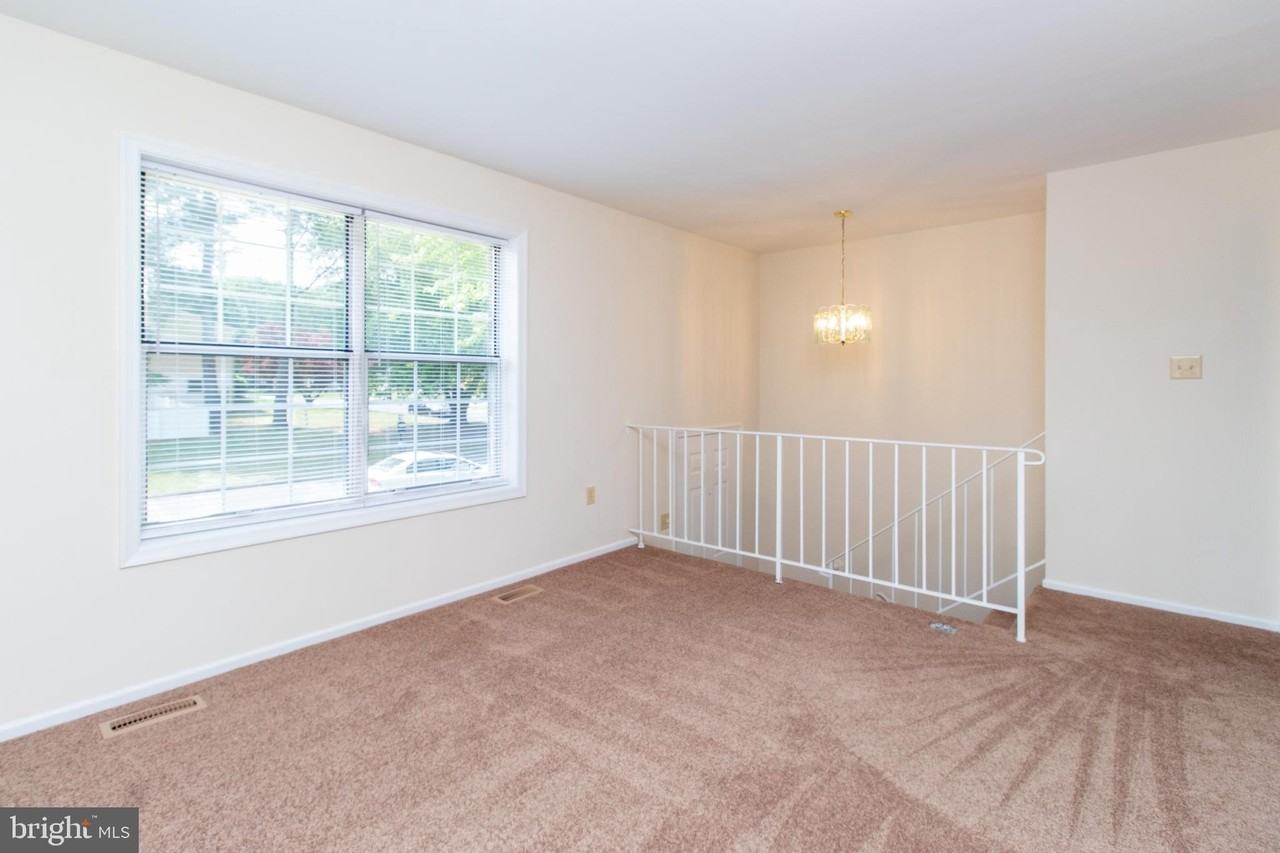 14175 Spring Branch Dr - Photo 3 of 20