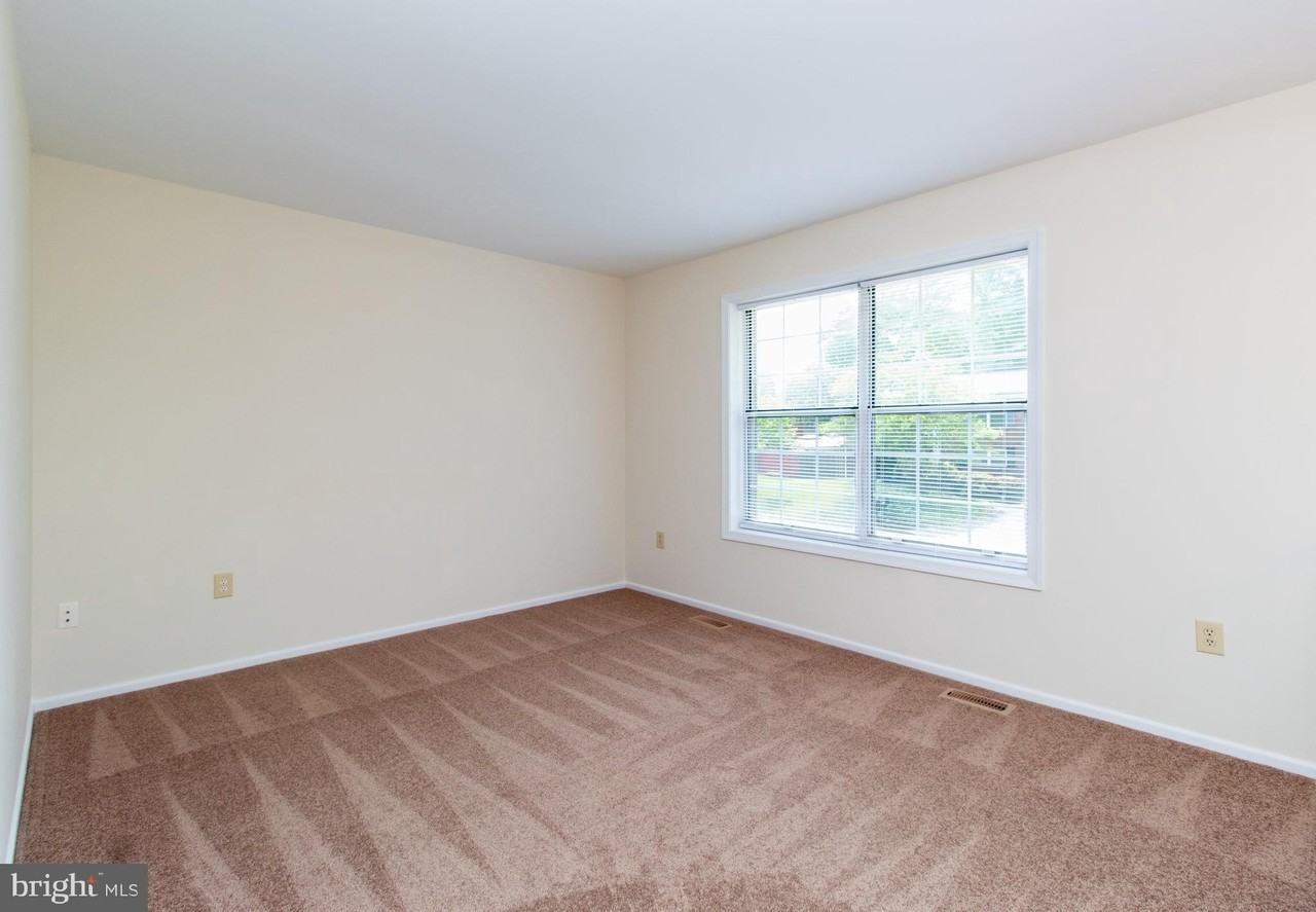 14175 Spring Branch Dr - Photo 4 of 20