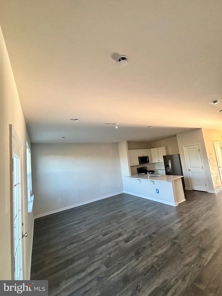 189 Mazzeo Dr - Photo 3 of 14