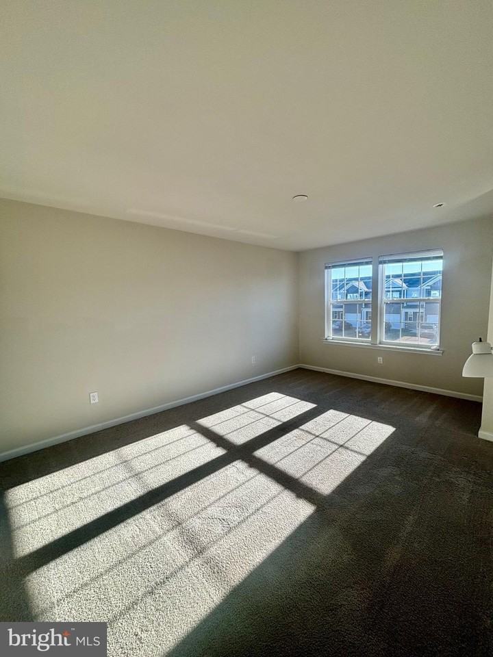 189 Mazzeo Dr - Photo 7 of 14
