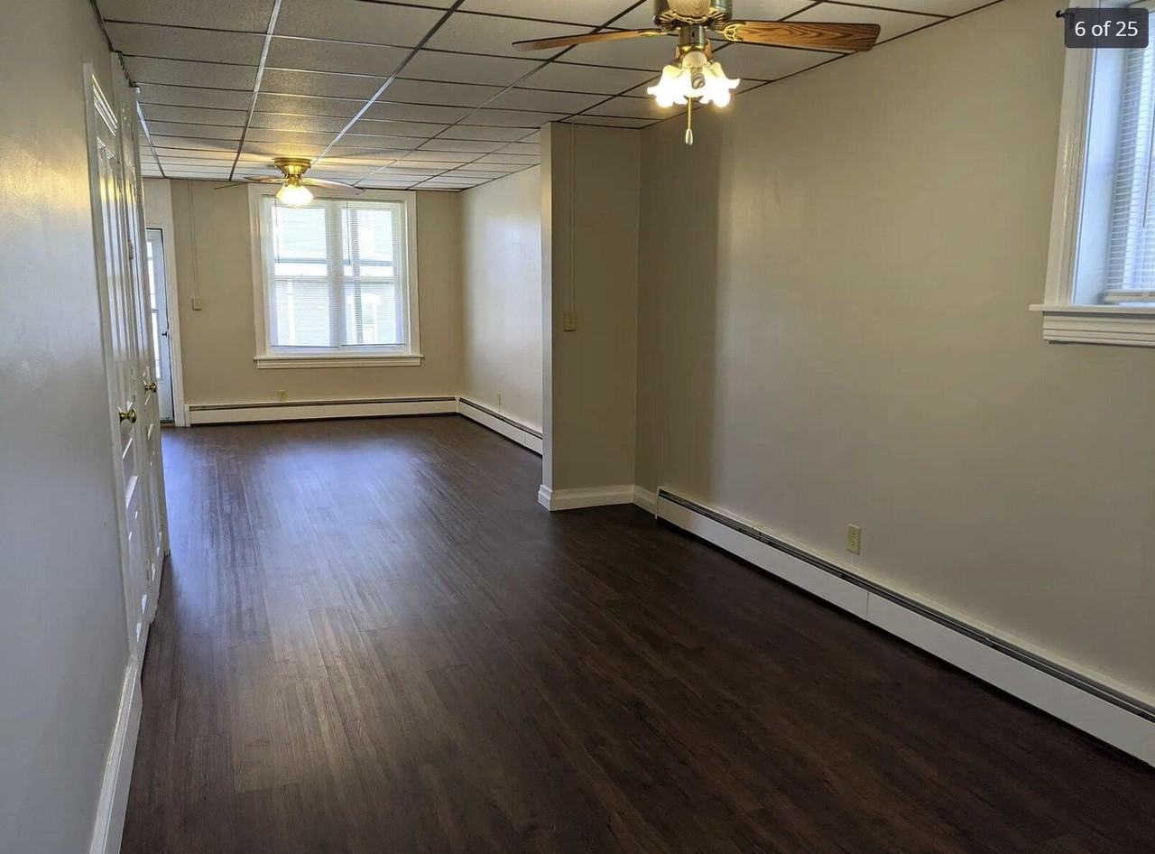 1855 N Main St - Photo 5 of 21