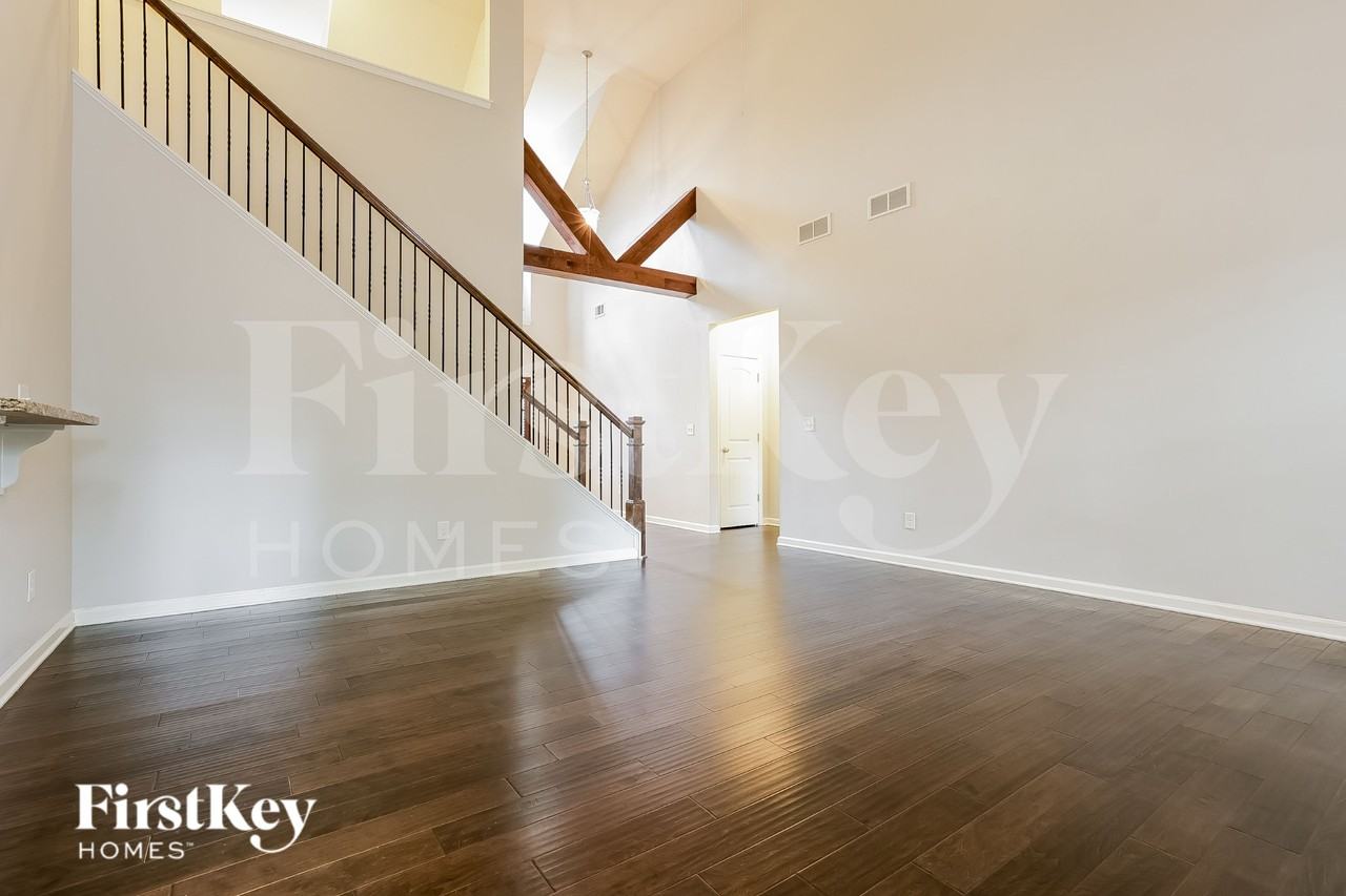 1045 Ruddy Duck Dr - Photo 2 of 19