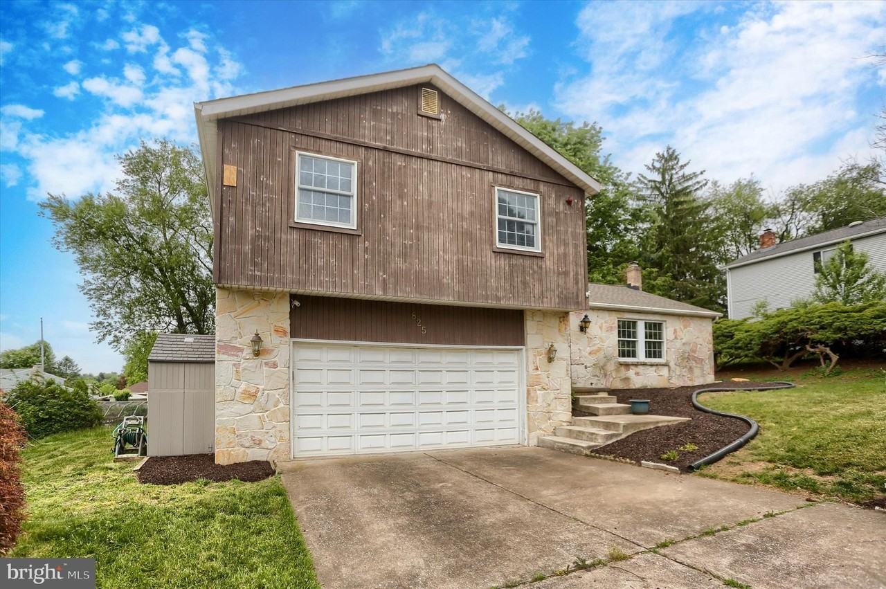 825 Ridgewood Dr - Photo 2 of 35