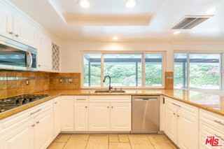 4220 Towhee Dr - Photo 6 of 8