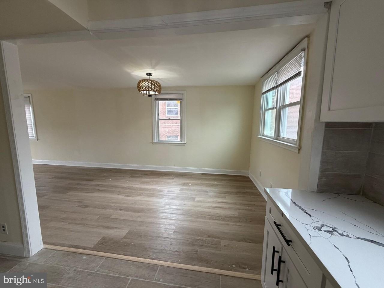 6023 Horrocks St - Photo 7 of 25