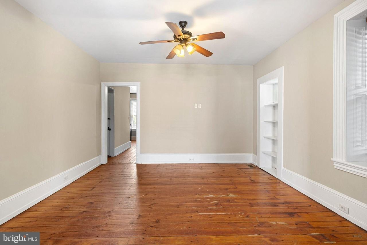 161 Hermitage St - Photo 5 of 34