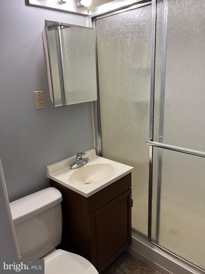 2357 Orthodox St #2R - Photo 5 of 10
